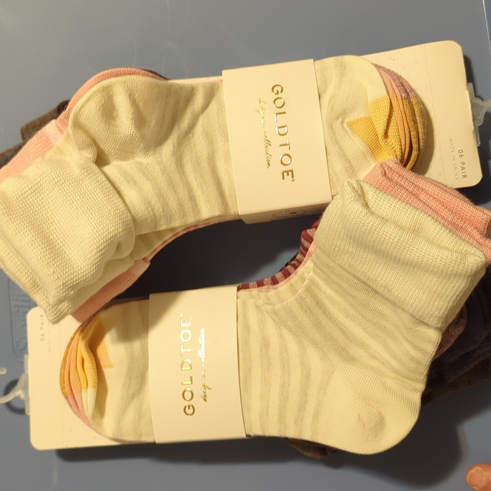 2 Pack Women's Gold Toe Designer Collection 6 pk
